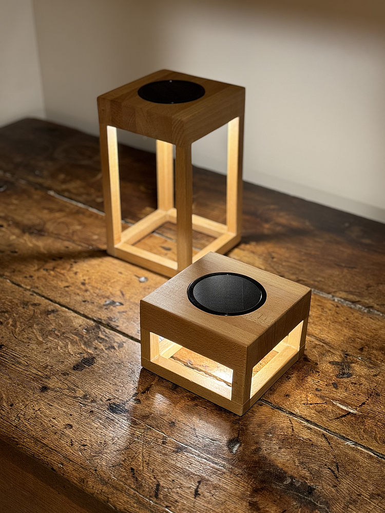 Lampe de table en bois 20cm